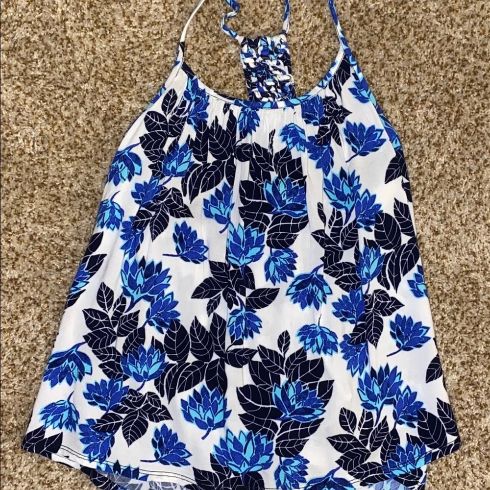 Top with braided one strap on backside